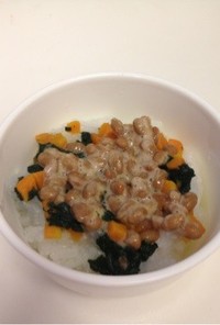 離乳食【中期～】納豆と野菜のおかゆ
