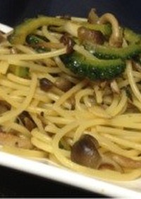 ゴーヤとしめじの和風パスタ