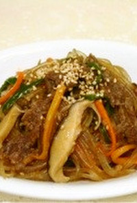 チャプチェ 韓国春雨と野菜の炒め物