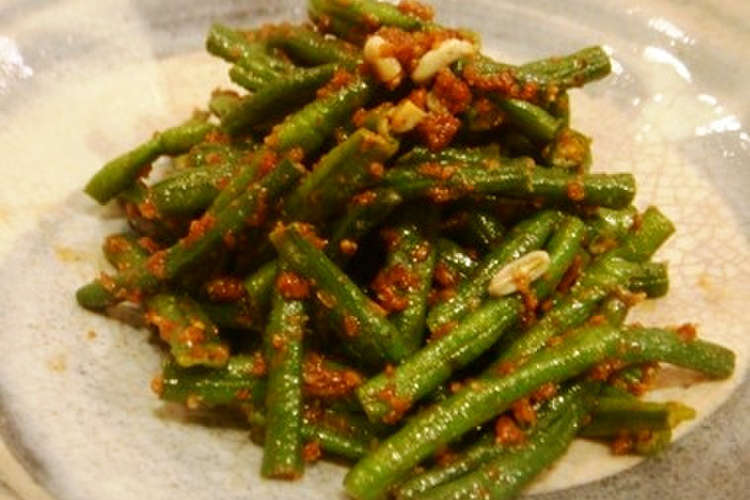 八百屋だもの 三尺ささげの甘めの胡麻和え レシピ 作り方 By ままともや クックパッド 簡単おいしいみんなのレシピが365万品