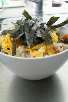 にんじんの混ぜごはん