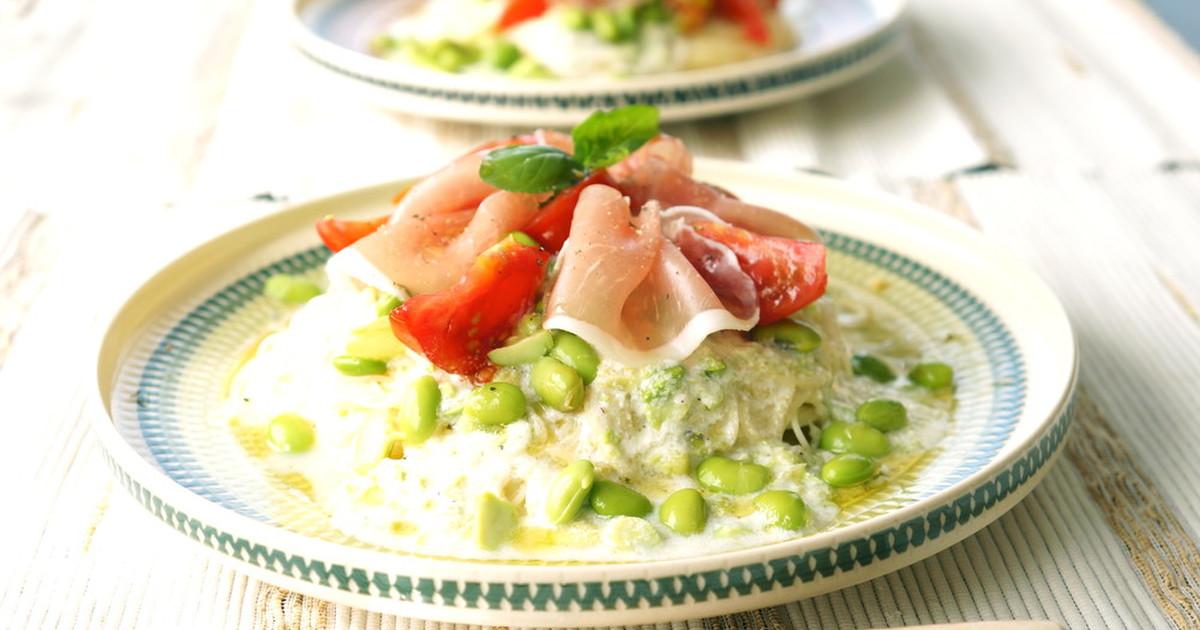  5つの材料で作るクリーミーペストパスタサラダのレシピ