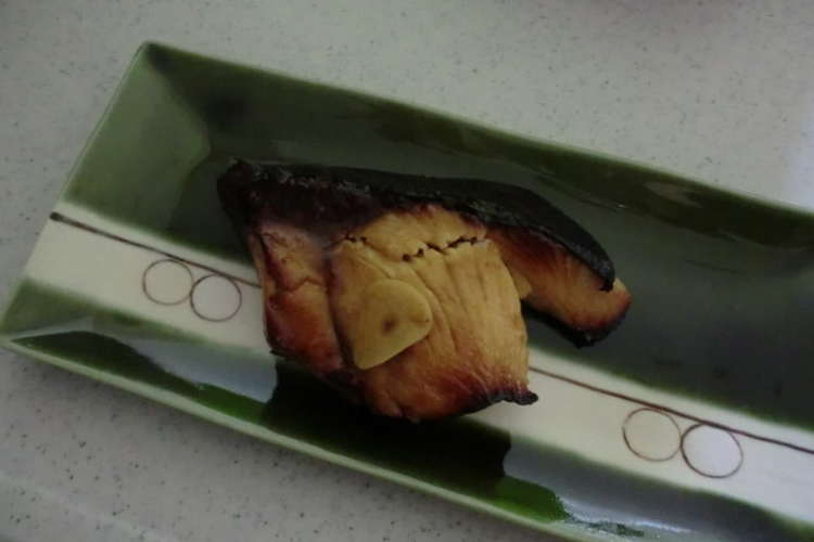 ぶりのにんにく醤油照り焼き レシピ 作り方 By Whiteりか クックパッド 簡単おいしいみんなのレシピが362万品
