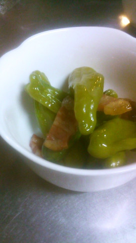 ベーコンとししとうの煮もの