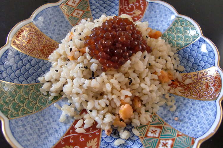 鮭といくらの玄米ちらし寿司 レシピ 作り方 By 近藤ママ クックパッド 簡単おいしいみんなのレシピが358万品