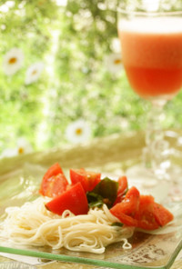 ランチ～素麺で冷たいトマトのカッペリーニ