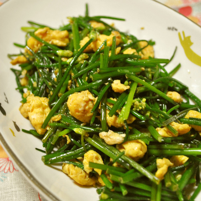 花ニラ 韮菜花 と卵の炒め物 レシピ 作り方 By 孔燐 クックパッド 簡単おいしいみんなのレシピが360万品