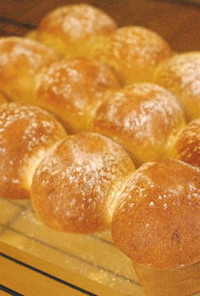 パンプーシュカ（ウクライナの丸パン）