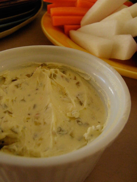 クリームチーズとピクルスのディップの画像