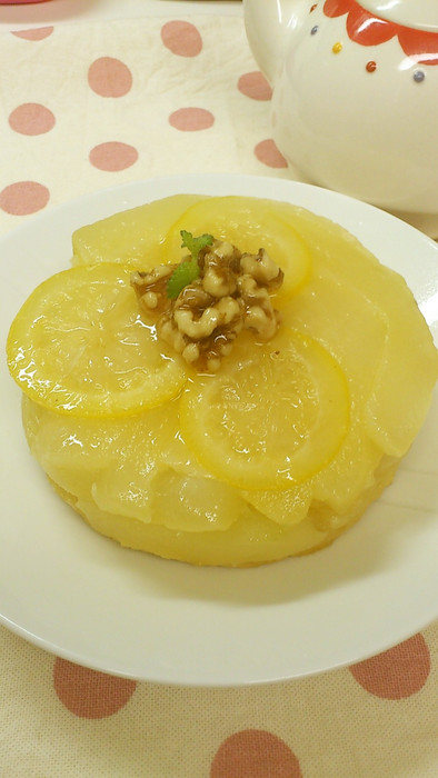 冬瓜とレモンのタルトタタンの写真