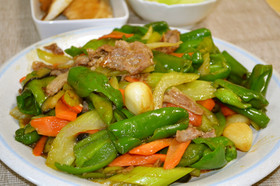 ピーマンメインの野菜中華炒め