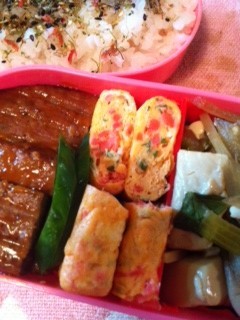 お弁当に☆彡彩きれいな紅しょうがの卵焼きの画像