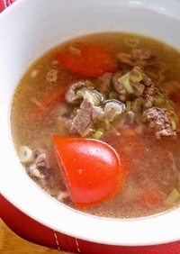 トマトと牛肉の韓国風スープ