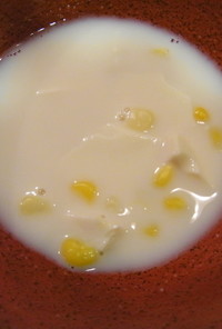 コーンのミルク味噌スープ
