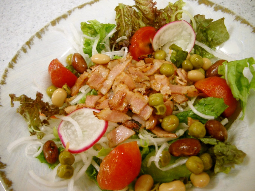 簡単なパンツァネラサラダのレシピ