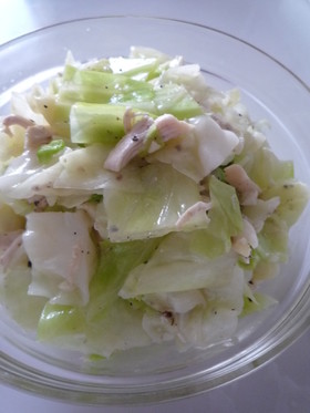 蒸し鶏と茹でキャベツのさっぱりサラダ