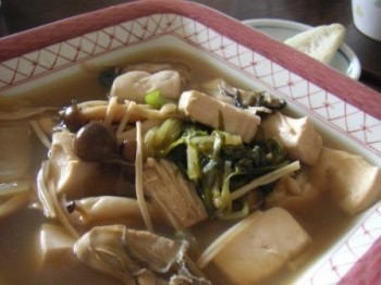 牡蠣と豆腐の鍋風煮物の画像