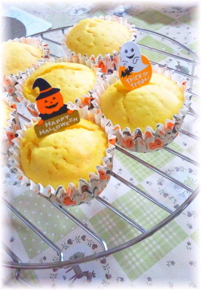 ハロウィン☆パンプキンカップケーキの写真