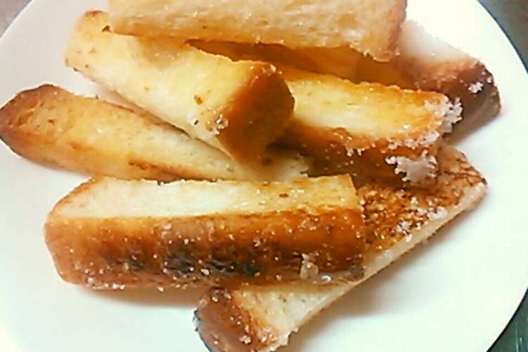 カリカリ ッ 食パンで簡単おやつ レシピ 作り方 By なんちゅうまま クックパッド 簡単おいしいみんなのレシピが355万品