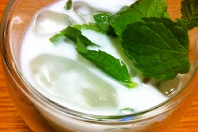 ミントラムミルク レシピ 作り方 By Ryokatsuma クックパッド 簡単おいしいみんなのレシピが356万品