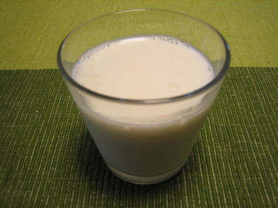 朝食にも☆牛乳とお酢で飲むヨーグルトの写真