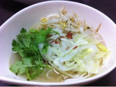 ベトナム料理☆フォーを手作りスープで★の写真