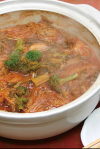 白菜とひき肉のトマトスープ鍋
