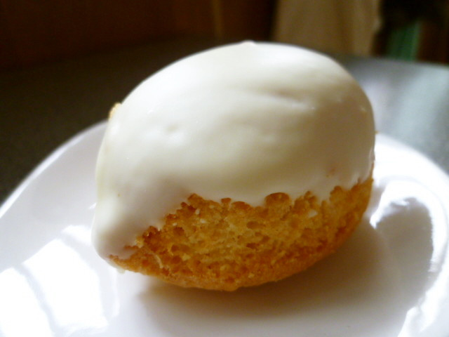 レモン型で作るレモンケーキの画像