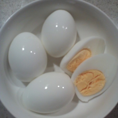 簡単ツルン♪ゆで卵の作り方