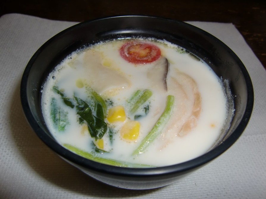 車麩の豆乳バター風味味噌スープの画像