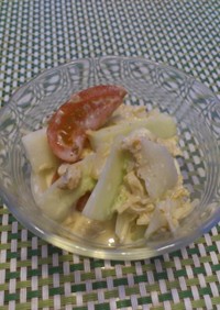 赤毛瓜（モーウィー）とホタテ缶のサラダ