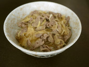 レンジで簡単美味♪ 楽うま牛丼❀の写真