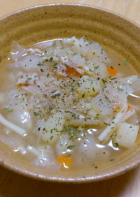 野菜とパスタのスープ