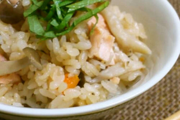 大葉が香る 鮭としめじの炊き込みご飯 レシピ 作り方 By ａｎｎａ クックパッド 簡単おいしいみんなのレシピが352万品