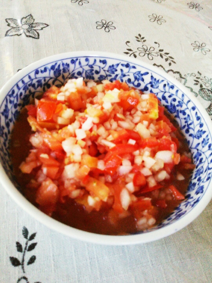 グリルサーモンとアボカドのチミチュリのレシピ