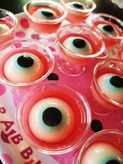 ハロウィン☆眼球（目玉）カルピスゼリーの写真