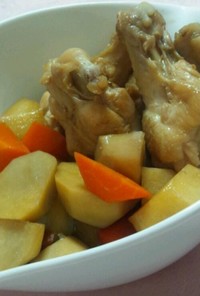 簡単煮物☆鶏手羽と里芋の甘辛煮