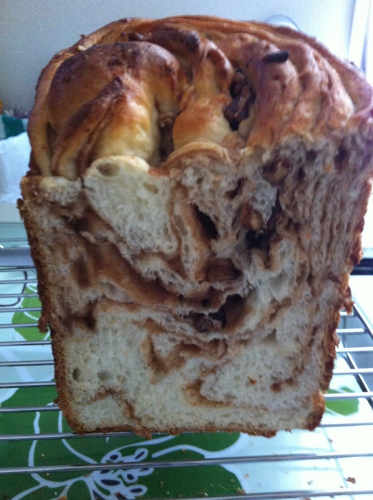マロンナッツ折り込み食パンの画像