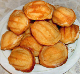 アレーシュキ（ロシアの胡桃型焼き菓子）の画像