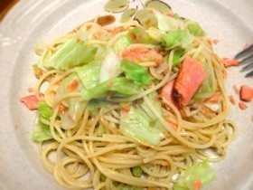 メッチャ簡単シャケとキャベツのパスタ