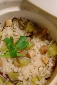 コロコロさつま芋と小貝柱の混ぜご飯