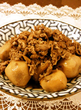 里芋と豚バラ肉の煮物