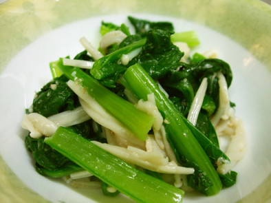 小松菜とエノキの塩麹ナムルの写真
