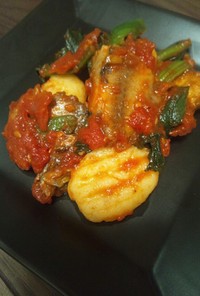 秋刀魚とニョッキのトマトソース