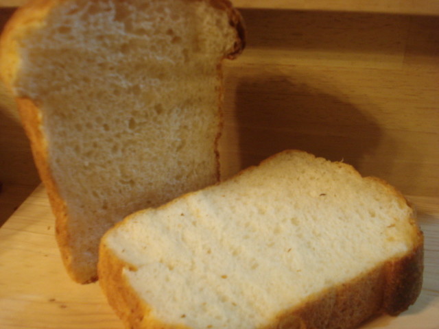 HBで作るご飯とパルメザンチーズの食パンの画像