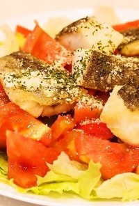 クラフトパルメザンチーズ☆白身魚のサラダ