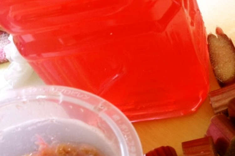 ルバーブジュース 真っ赤なルバーブ レシピ 作り方 By ルバーブの島田農園 クックパッド