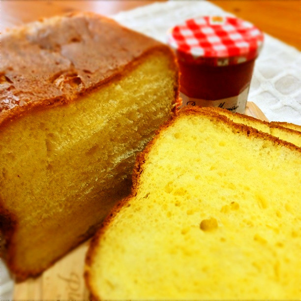 (HB)超リッチ☆卵色の贅沢食パン☆の画像