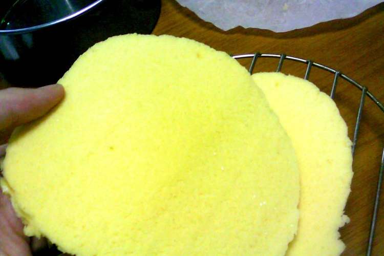 フライパンで焼くスポンジケーキ レシピ 作り方 By ｌｕｍｉ姉 クックパッド 簡単おいしいみんなのレシピが349万品