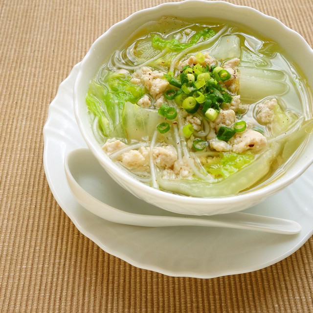 3分煮るだけ 鶏挽肉と白菜の春雨スープ レシピ 作り方 By Y ｓ クックパッド